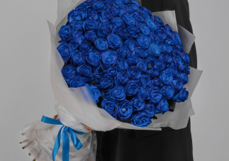 Синие розы (штучно)