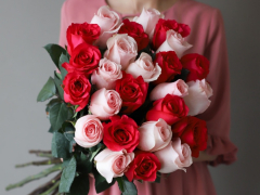 25 красно-розовых роз премиум Эквадор