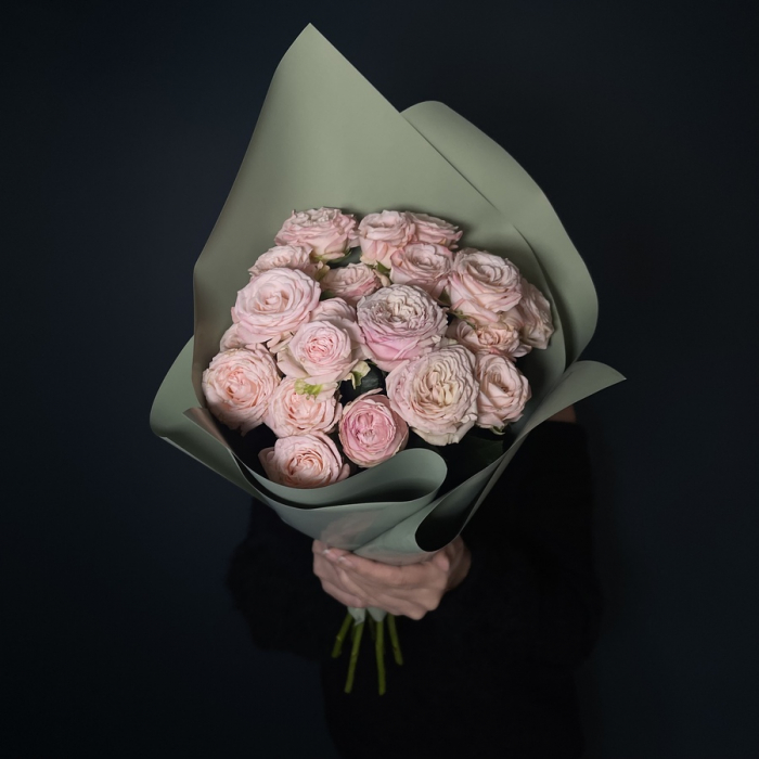 7 кустовых роз Бомбастик