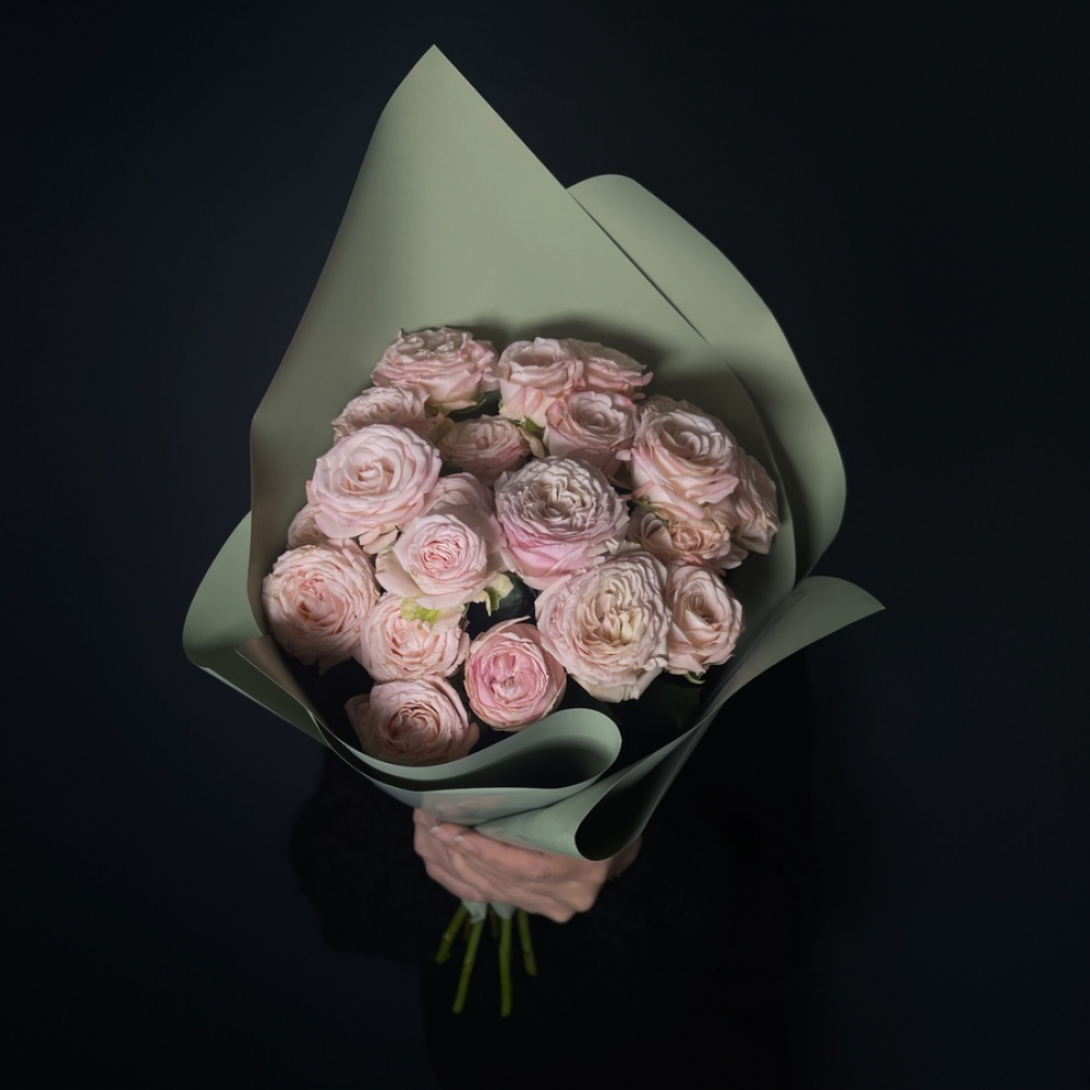 7 кустовых роз Бомбастик (Изображение 2)