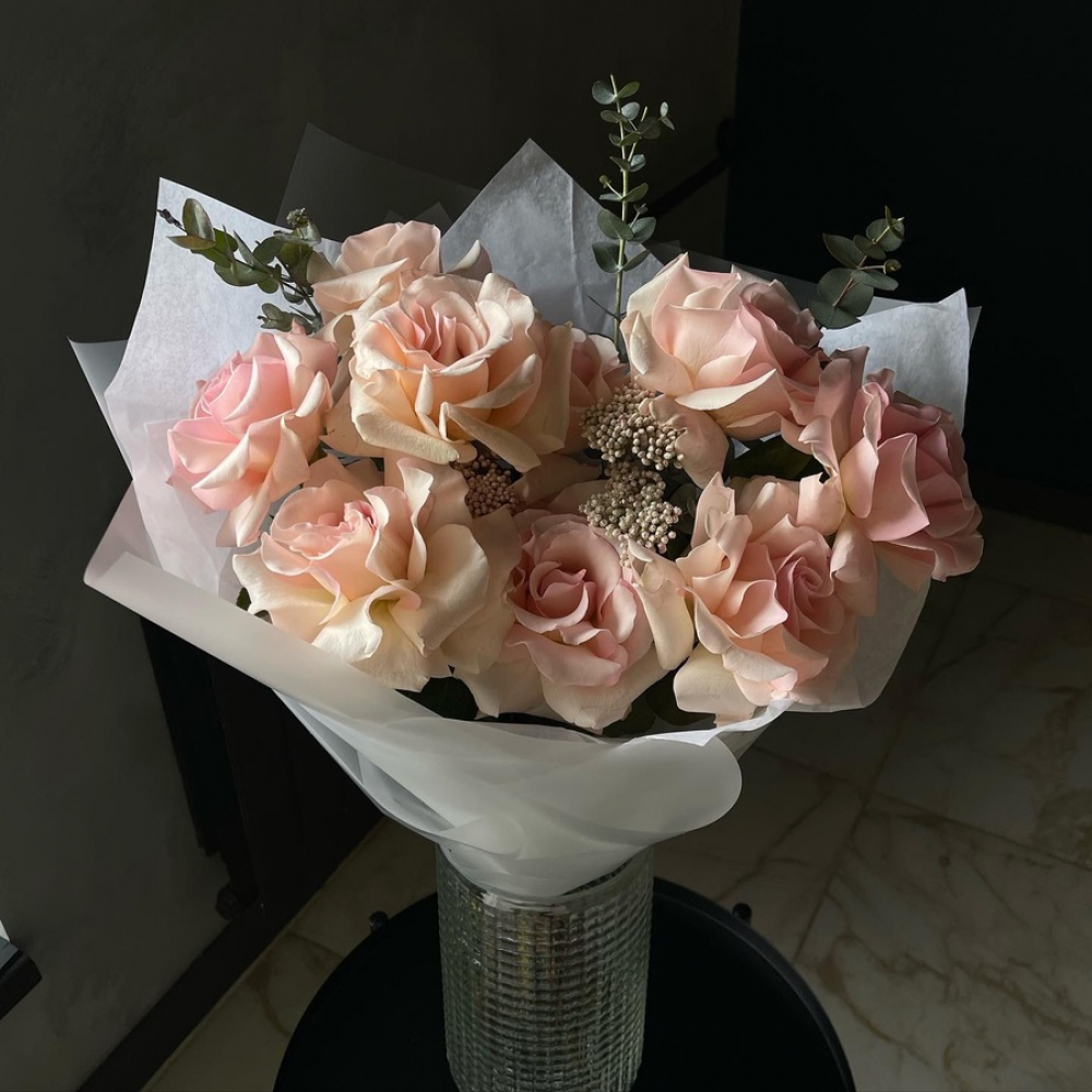 Букет из розовых французских роз (Изображение 2)