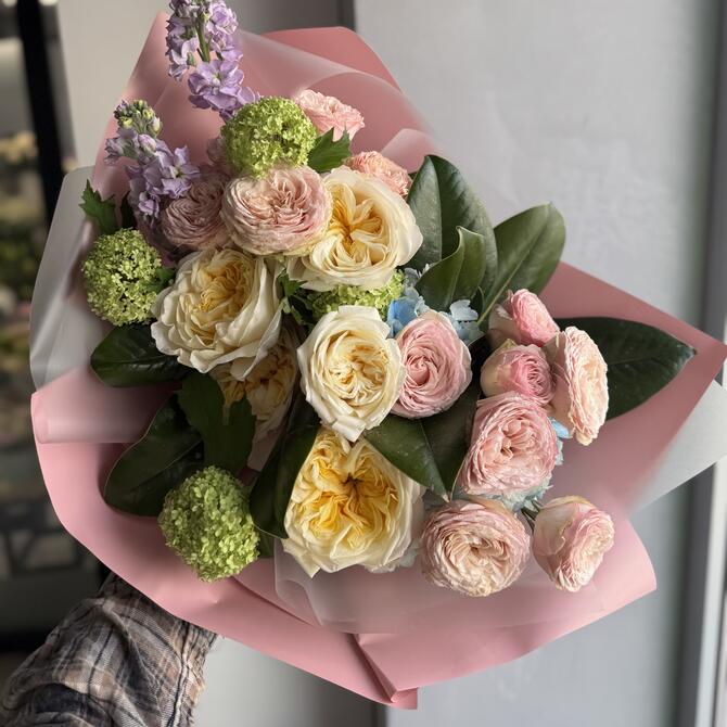 Букет «Butterfly» с пионовидными розами 