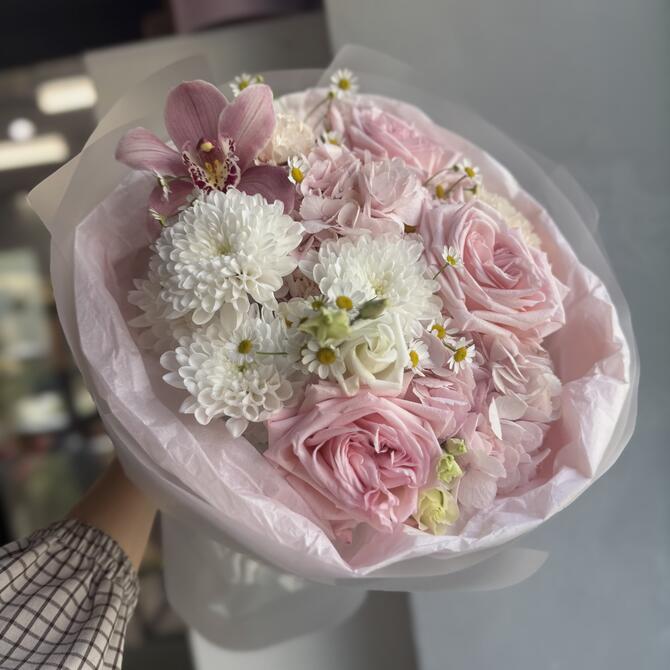 Букет «Strawberry milkshake»