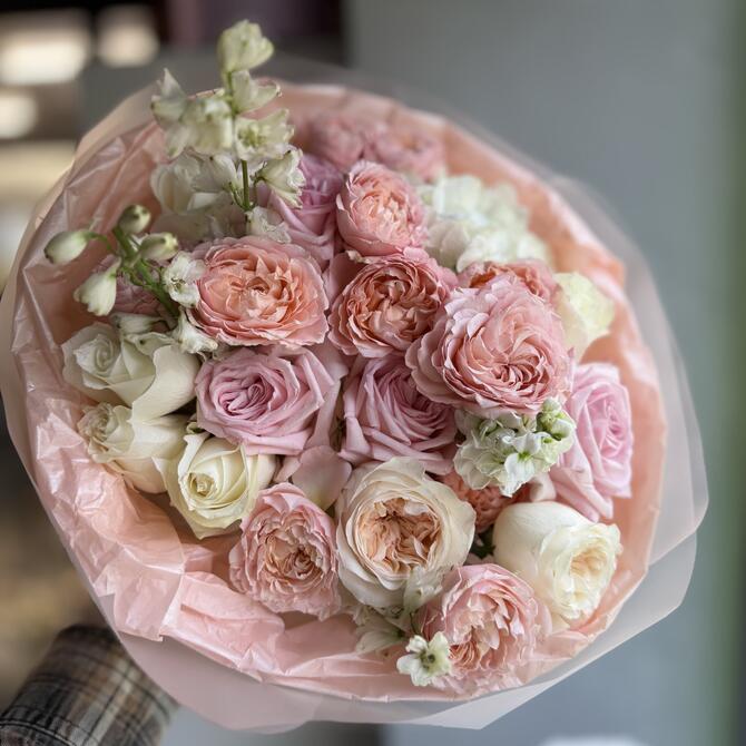 Авторский букет «Bloom»