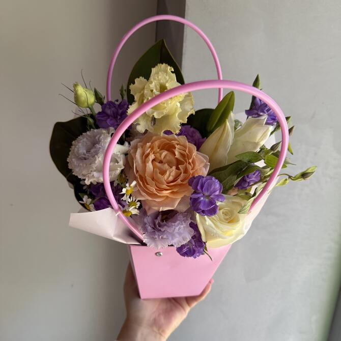 Композиция в сумочке «Flora»