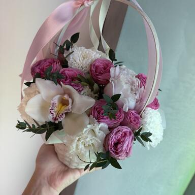 Композиция в корзине «Pink love»