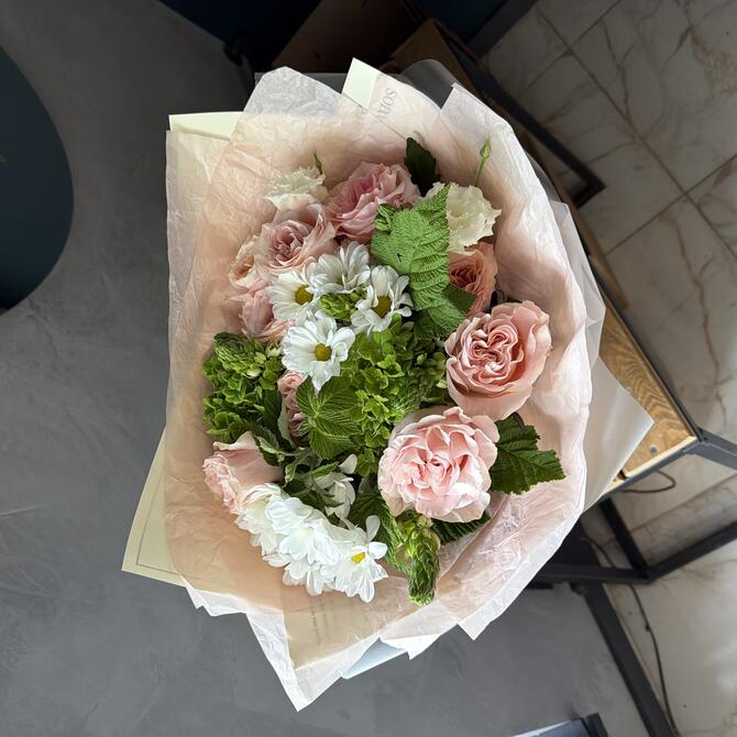 Авторский букет «Peach Charm»