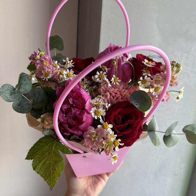 Летняя композиция «Charm» в сумочке 
