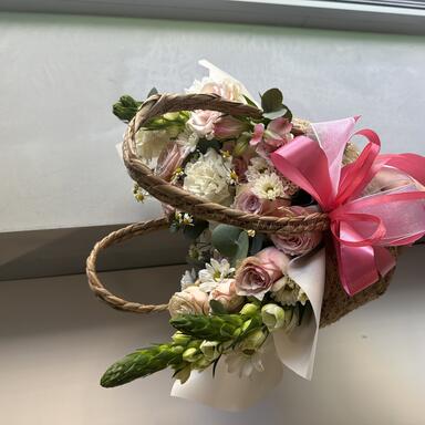 Композиция в корзине «Ella»