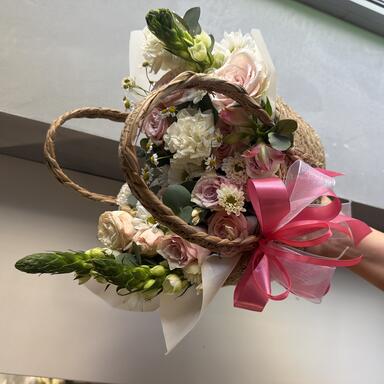 Композиция в корзине «Ella»