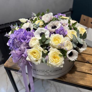 Коробка с цветами “Lavender mood”