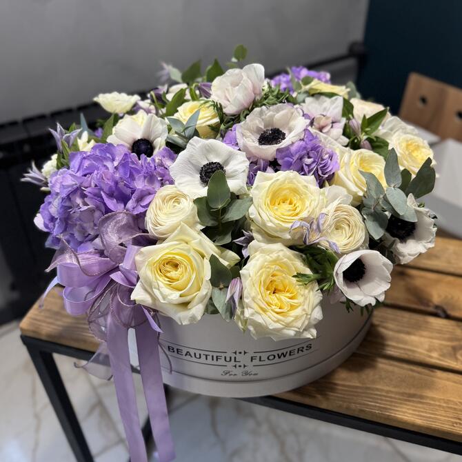 Коробка с цветами “Lavender mood”