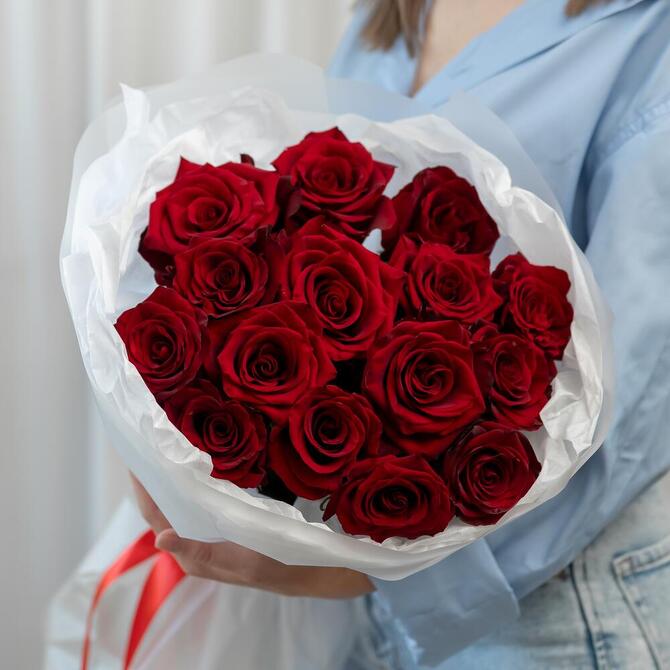Красные розы «Explorer» 15шт