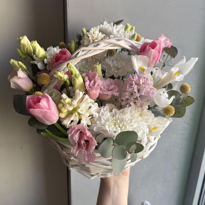 Корзина с цветами «Senorita»