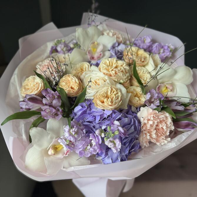 Букет «Purple Cream»