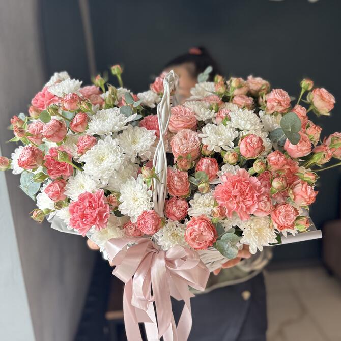Корзина с цветами «Floraset»