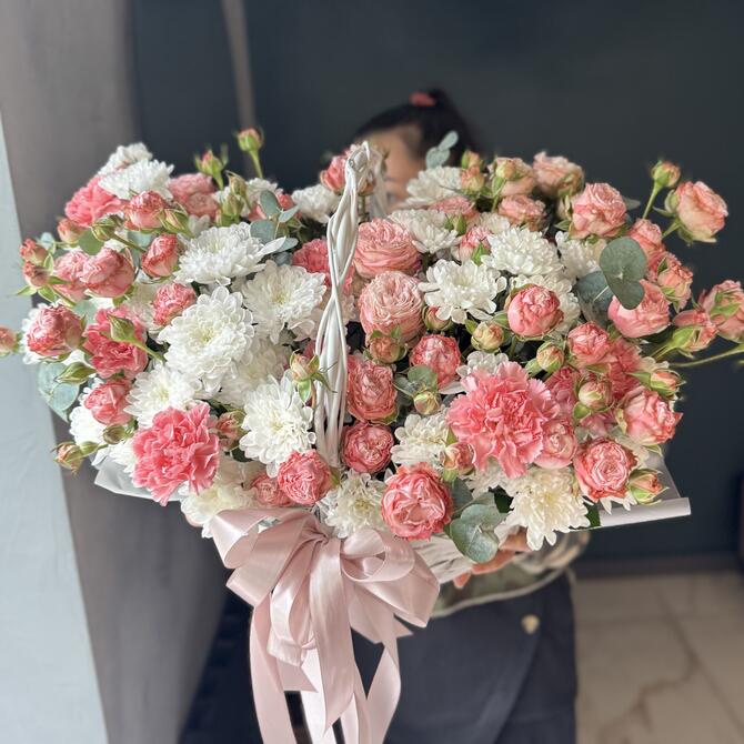 Корзина с цветами «Floraset»
