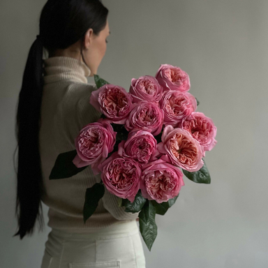 Пионовидные розы Pink Expression 11шт