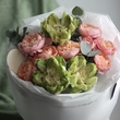 Букет из роз Veggie и Джульетта