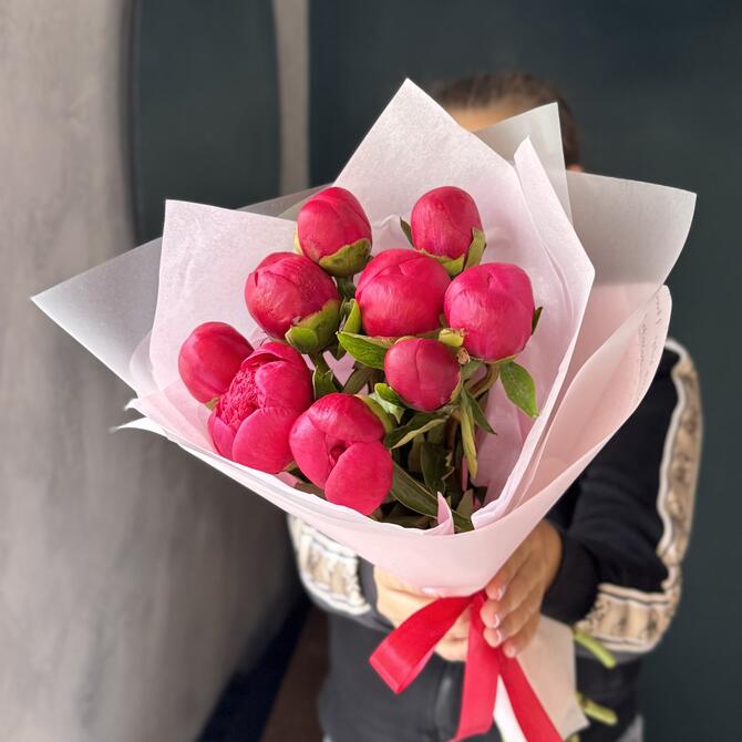 Букет пионов "Белгравия" 9шт