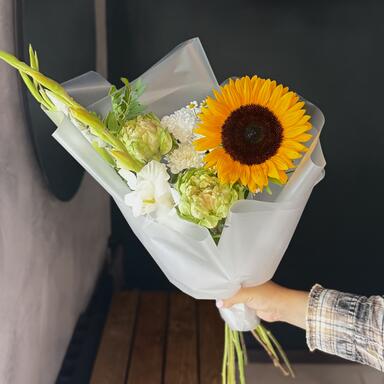 КОМБО Шар фольгированный + Букет с подсолнухом «Sunny»