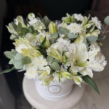 Цветы в коробке «Lily»