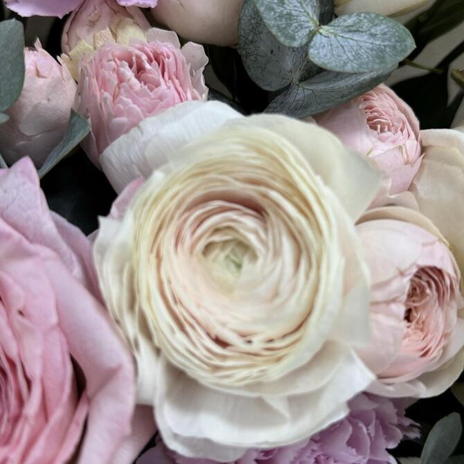 Букет "Peony Boom"