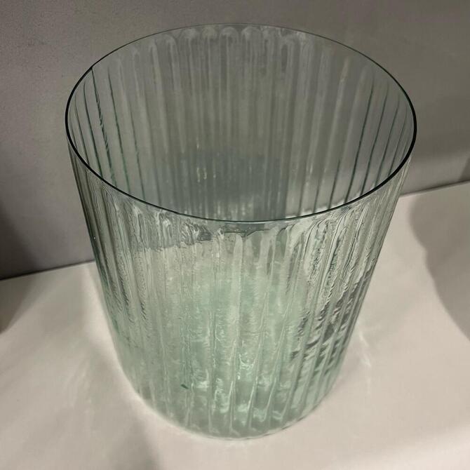 Ваза (стекло)