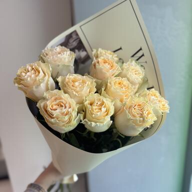 Пионовидные розы Cream Carpi Diem 11шт
