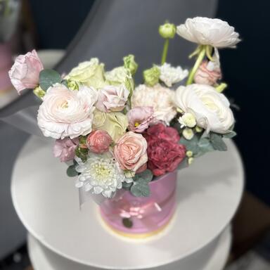 Цветы в коробке «Flora»