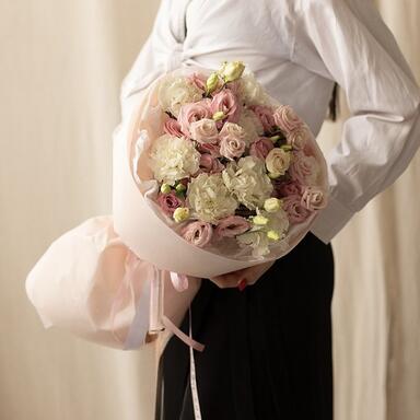 Дуо-букет Эустома и Диантусы