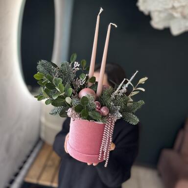 Новогодняя композиция «Rose Snow Magic»