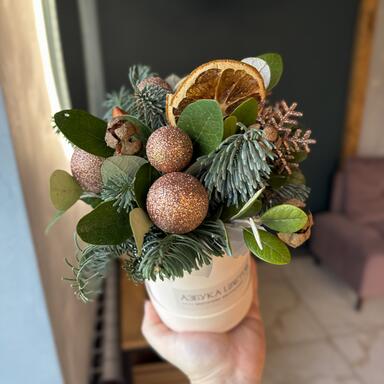 Новогодняя композиция в коробке 