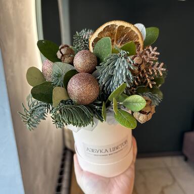 Новогодняя композиция в коробке 