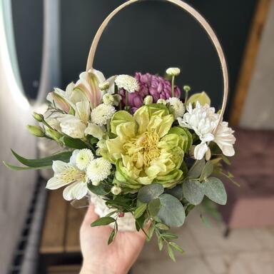 Корзинка с цветами «Grace»