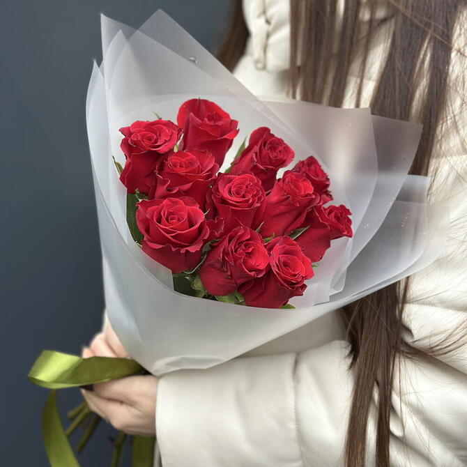 Красные розы 11 шт (40 см)