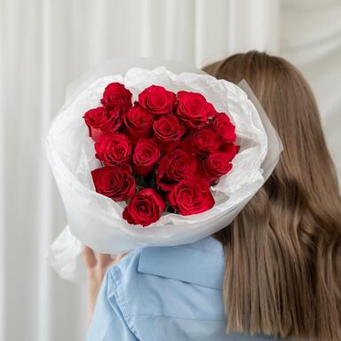 Красные розы 15 шт (40 см)