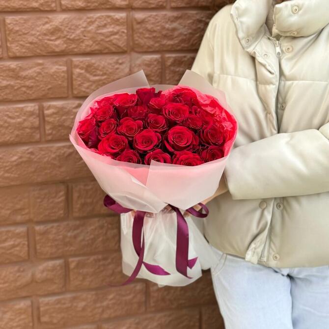 Красные розы 21 шт (40 см)