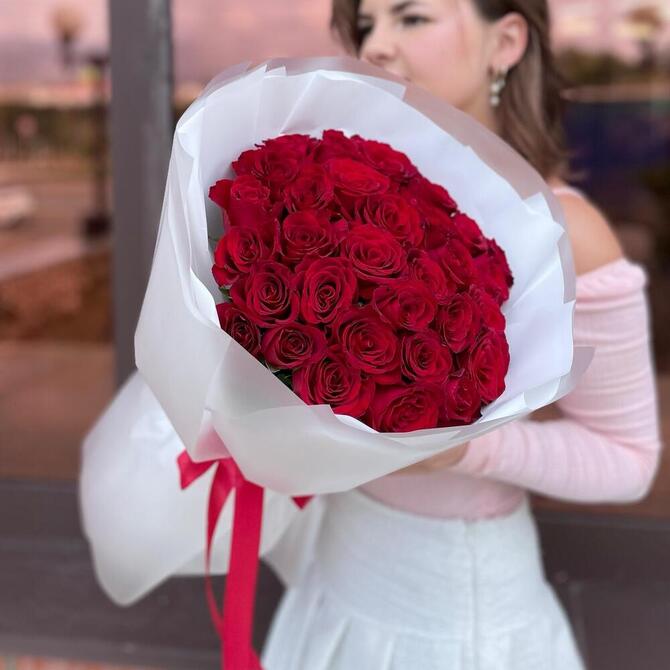 Красные розы 25 шт (40 см)