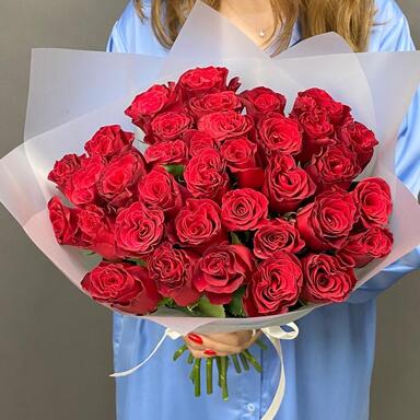 Красные розы 35 шт (40 см)