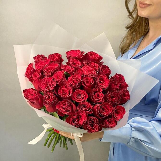 Красные розы 35 шт (40 см)