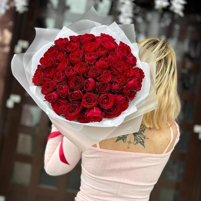 Красные розы 51 шт (40 см)
