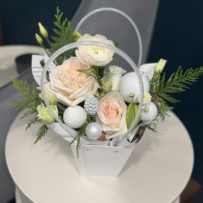 Новогодняя композиция в сумочке 