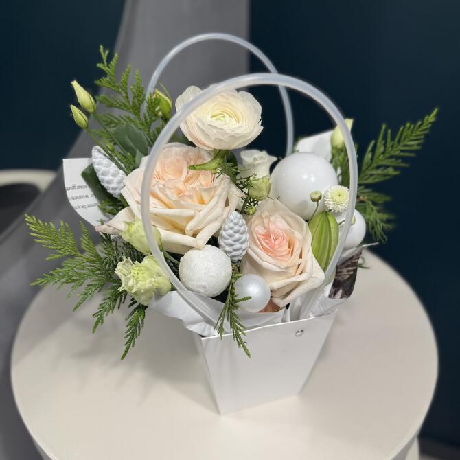 Новогодняя композиция в сумочке 