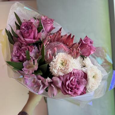 Нежный букет с протеей 