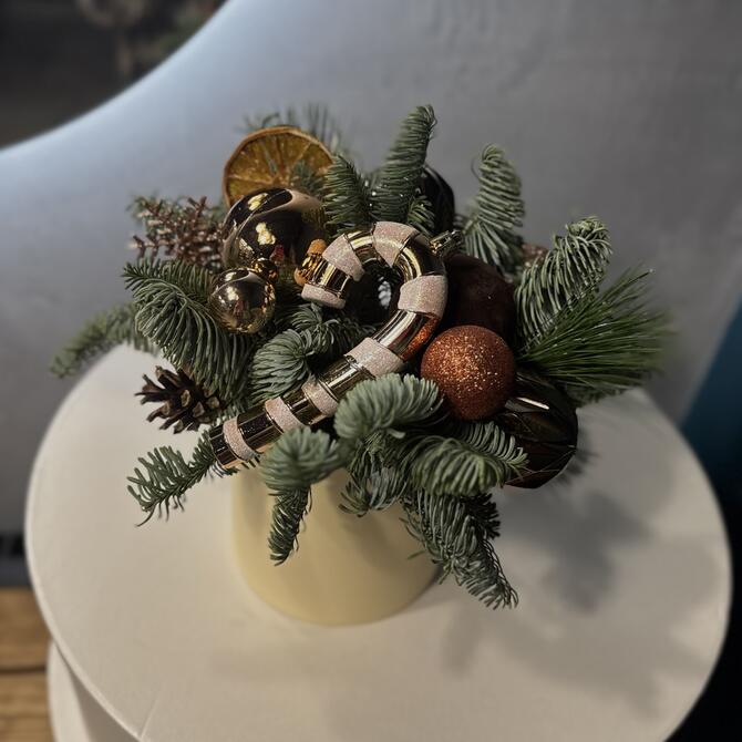 Новогодняя композиция в коробке «Brownie»