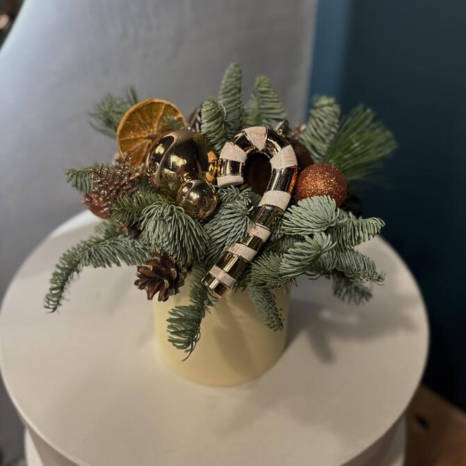 Новогодняя композиция в коробке «Brownie»