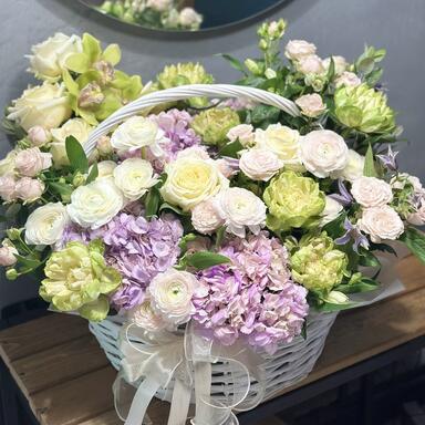 Композиция в корзине «Flourish»