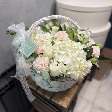 Композиция в корзине «Shine»