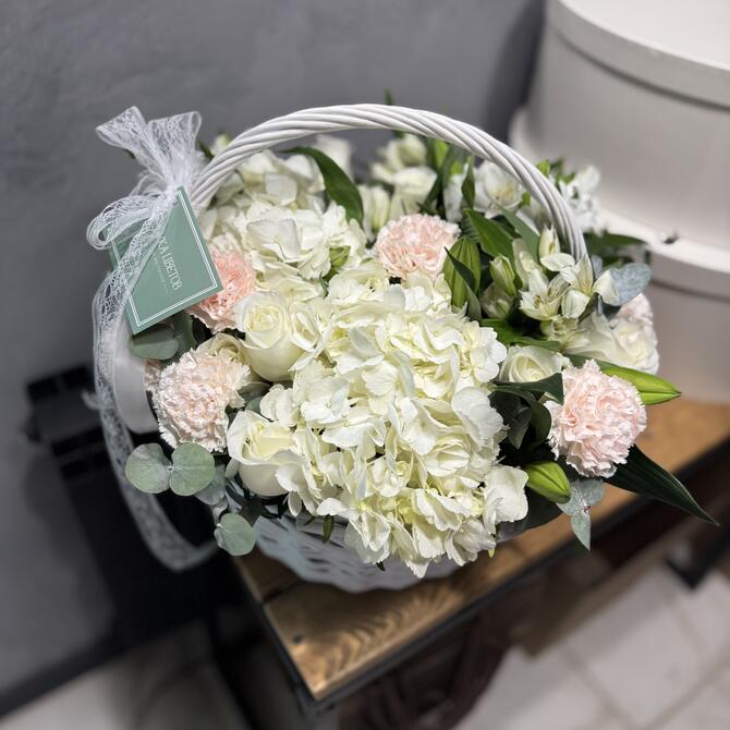 Композиция в корзине «Shine»